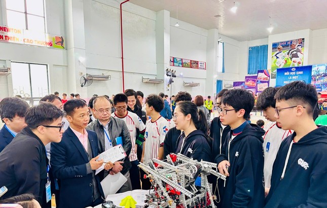 Đội GreenAms Robotics Team 36070N chiến thắng tại giải Quốc gia Việt Nam VEX V5 Robotics 2025 ảnh 4