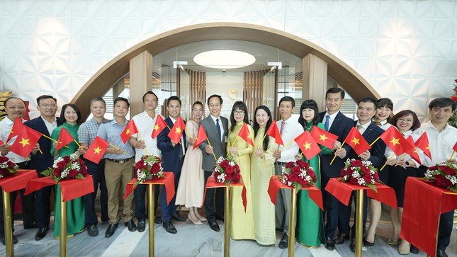 Chính thức khai trương Phòng chờ Vietcombank Priority tại Nhà ga T3 Sân bay quốc tế Tân Sơn Nhất ảnh 3