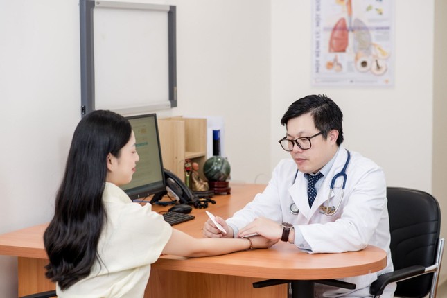 Những lầm tưởng &apos;chết người&apos; khi tự chữa bệnh miễn dịch, dị ứng tại nhà ảnh 2