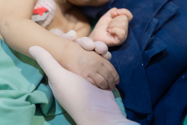 Vinmec ghép gan thành công cho bệnh nhi 8 tháng tuổi từ người hiến chết não ảnh 5