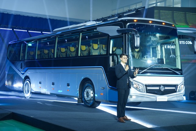 Thaco Auto xuất khẩu xe bus cao cấp Mercedes-Benz sang Thái Lan ảnh 3