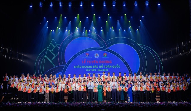 Vinamilk đồng hành cùng thiếu nhi cháu ngoan Bác Hồ hướng đến kỷ niệm 135 năm ngày sinh nhật Bác ảnh 1