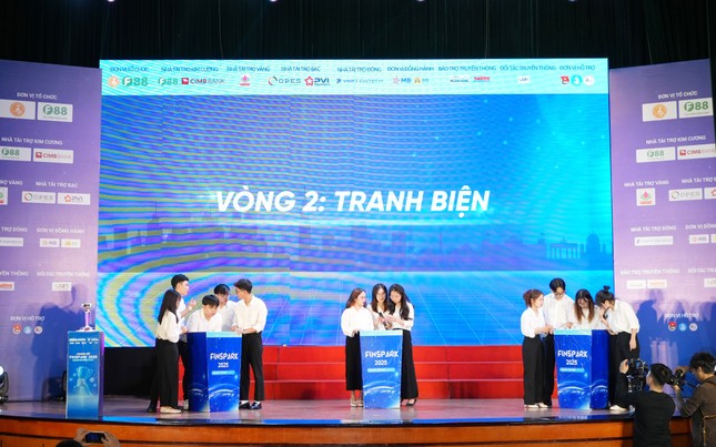 Chung kết FinSpark 2025: Khép lại hành trình ươm mầm tài năng fintech trẻ ảnh 4