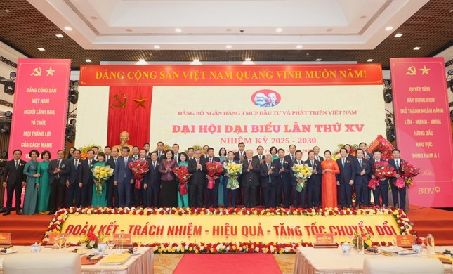 Đảng bộ BIDV tổ chức thành công Đại hội đại biểu lần thứ XV, nhiệm kỳ 2025 - 2030 ảnh 2