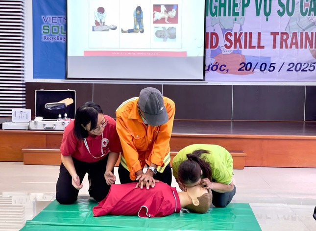 Cấp cứu tại chỗ - Kỹ năng sống còn được VWS chú trọng huấn luyện ảnh 2