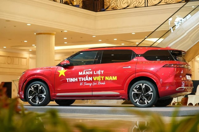 Vinfast phát động chiến dịch &apos;Mãnh liệt tinh thần Việt Nam - vì tương lai xanh&apos; lần 3 ảnh 1