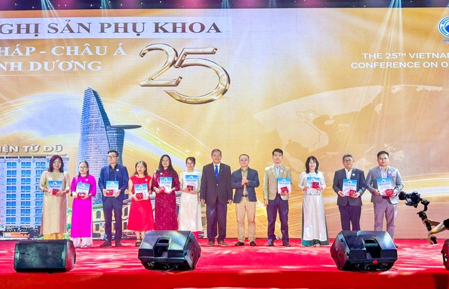 Hãng dược Euro Pharm VN tiếp tục tài trợ hội nghị sản phụ khoa Việt Pháp VFAP25 ảnh 1