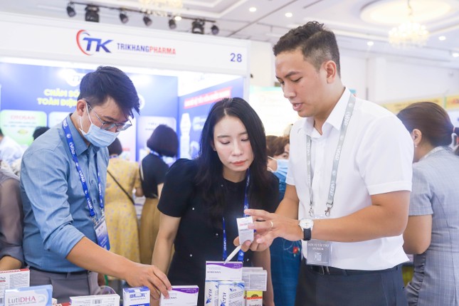 Hãng dược Euro Pharm VN tiếp tục tài trợ hội nghị sản phụ khoa Việt Pháp VFAP25 ảnh 6