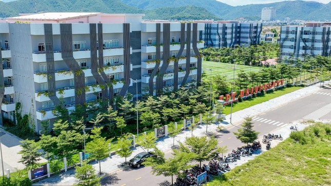 Trường Đại học FPT Quy Nhơn A.I Campus: Lựa chọn lý tưởng cho Gen Z yêu công nghệ ảnh 1