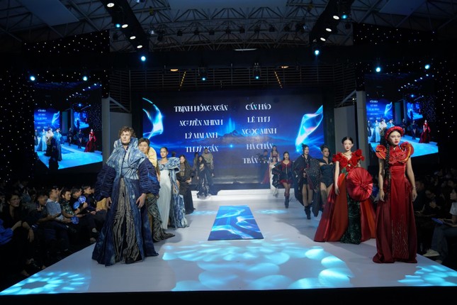 Phía sau Runway: Ban tổ chức NEW GENE 2025 – Những người 'kiến tạo' sàn diễn sáng tạo ảnh 4