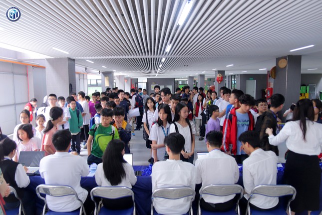 Khai mạc kỳ thi toán học quốc tế WMI 2025 vòng quốc gia ảnh 2