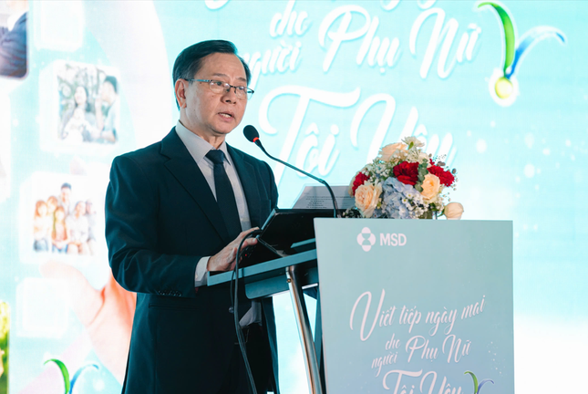 Bác sĩ nội khoa và ngoại khoa chung tay viết tiếp ngày mai cho bệnh nhân ung thư vú tam âm ảnh 4