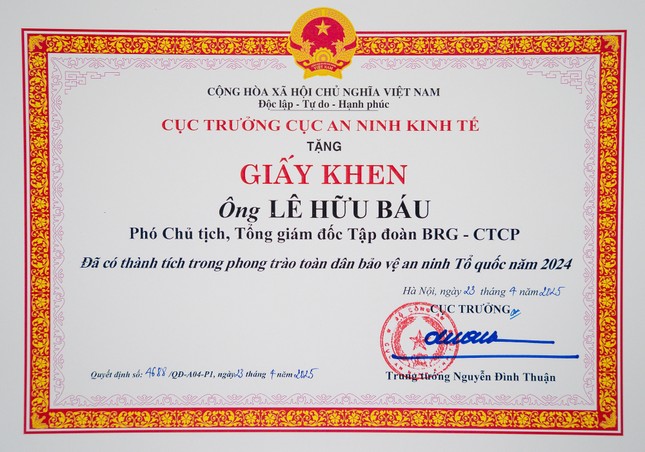 Tập đoàn BRG nhận giấy khen trong phong trào 'Toàn dân Bảo vệ An ninh Tổ quốc năm 2024' ảnh 3