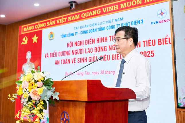 EVNGENCO3 biểu dương gương điển hình tiên tiến và người lao động tiêu biểu năm 2025 ảnh 2