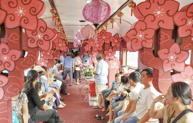 Bình Định chính thức khởi động chuyến tàu du lịch đường sắt ‘Về miền Đất Võ’ ảnh 3