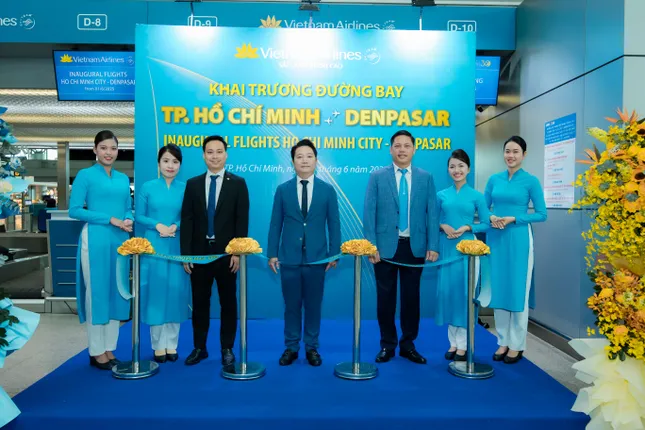 Vietnam Airlines chính thức khai trương đường bay thẳng TP.HCM – Bali ảnh 1