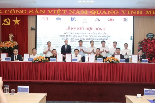 Ký kết hợp đồng gói thầu chính thi công Dự án Nhà máy thủy điện Trị An mở rộng ảnh 1