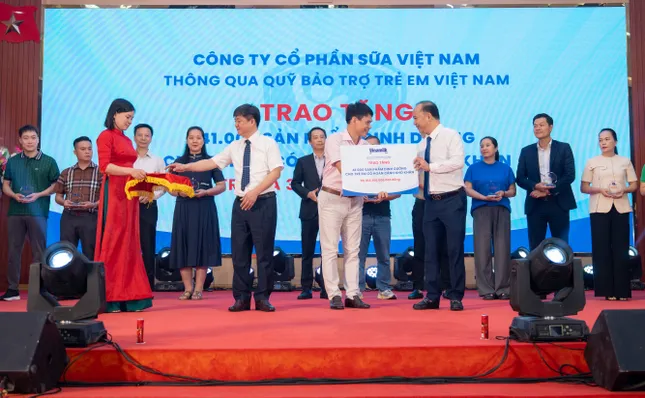 Món quà 1/6 nhiều ý nghĩa từ Vinamilk dành tặng trẻ em ảnh 1