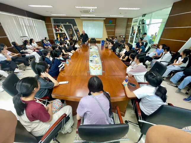 Bài học môi trường sống động tại Công ty VWS ảnh 2