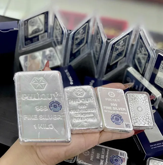 Giá bạc bật tăng, thị trường bạc nhộn nhịp trở lại ảnh 1