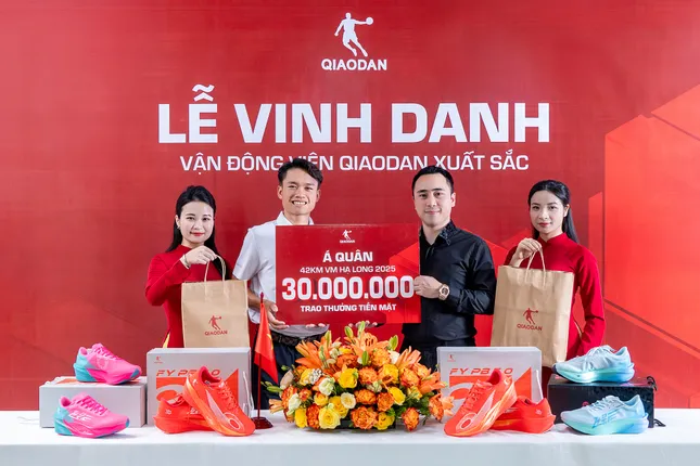 Qiaodan vinh danh Á quân VnExpress Marathon Hạ Long 2025 ảnh 3