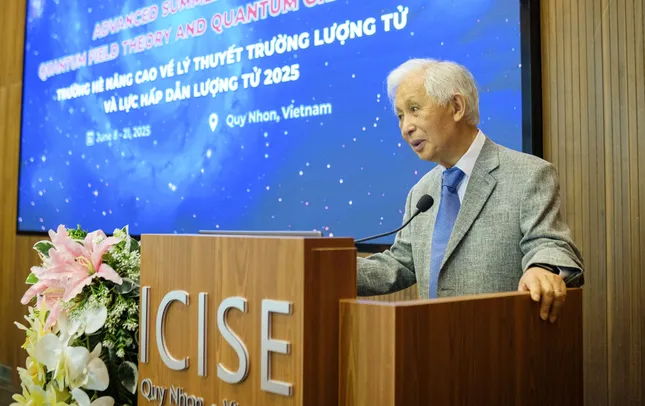 Nhiều nhà khoa học thế giới đến Quy Nhơn dự Trường hè nâng cao về lý thuyết trường lượng tử ảnh 2