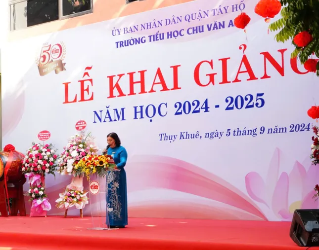 Xóa bỏ độc quyền, đa dạng SGK tạo nhiều thuận lợi cho giáo viên và học sinh ảnh 1