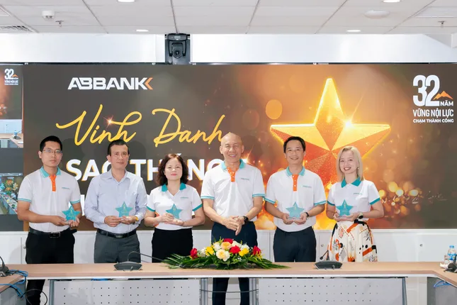 ABBANK tri ân khách hàng và cộng đồng nhân kỷ niệm 32 năm thành lập ảnh 4