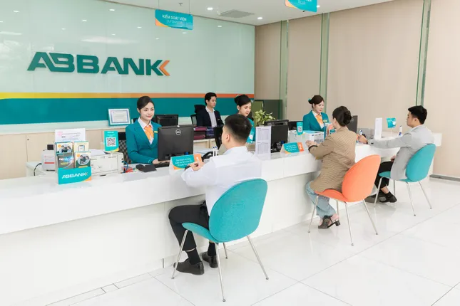 ABBANK tri ân khách hàng và cộng đồng nhân kỷ niệm 32 năm thành lập ảnh 1