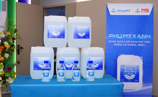 PVFCCo - Phú Mỹ và PVOIL ký kết thỏa thuận hợp tác trong lĩnh vực dịch vụ, thương mại và hóa chất ảnh 3