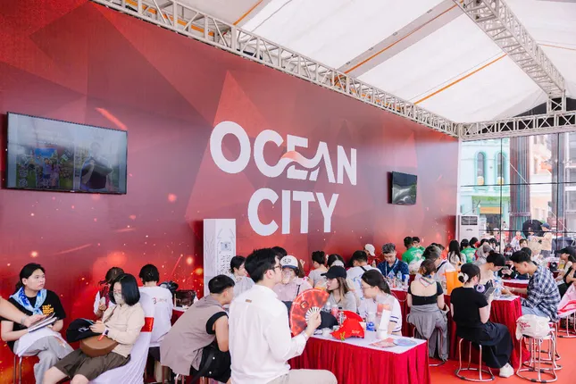 Hơn 220.000 lượt khách đến Ocean City, cùng các Anh trai vượt 'chông gai' trong chuỗi sự kiện 'rực lửa' ảnh 9