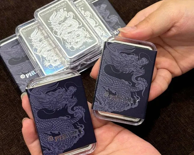 Giá bạc bùng nổ, mức tăng gần gấp đôi giá vàng trong quý 2/2025 ảnh 1