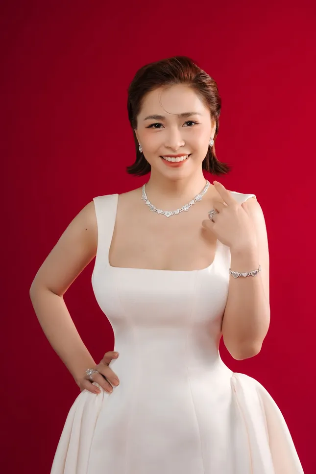 Hoàng Thứ Jewelry, 35 năm kế thừa di sản và hành trình đổi mới 'Trái tim' ảnh 3