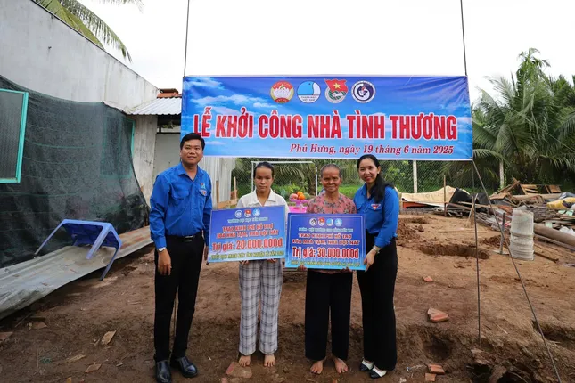Gần 6.000 đoàn viên, thanh niên Bến Tre tham gia xóa nhà tạm giúp dân ảnh 1