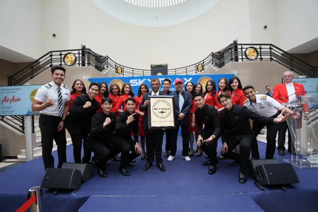 AirAsia đạt danh hiệu Hãng hàng không giá rẻ tốt nhất thế giới năm thứ 16 liên tiếp tại Skytrax 2025 ảnh 1