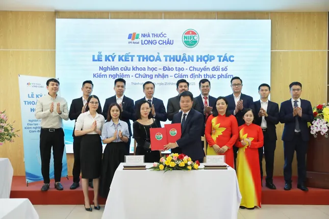 Long Châu hợp tác cùng Viện Kiểm nghiệm an toàn vệ sinh thực phẩm Quốc gia – Bộ Y tế ảnh 1