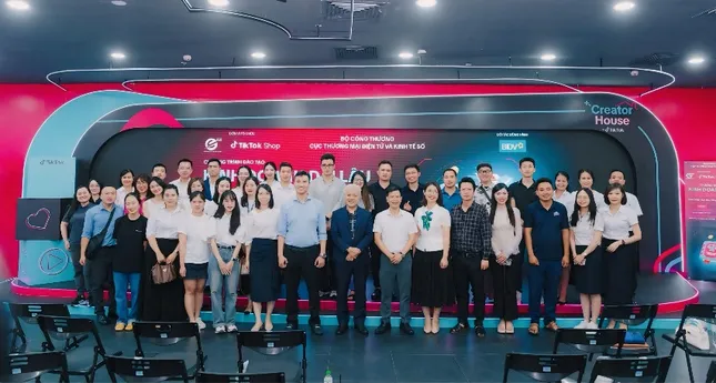 Đòn bẩy tài chính giúp nhà bán hàng bứt phá trên sàn thương mại điện tử ảnh 1