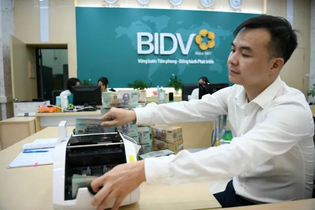 Forbes Việt Nam công bố 50 công ty niêm yết tốt nhất năm 2025: BIDV đứng đầu nhóm ngân hàng, BIC xếp thứ 43 ảnh 1