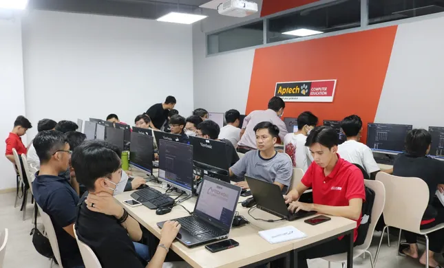 Tập đoàn Aptech công bố chương trình Đào tạo Lập trình viên Quốc tế 2025: Học nhanh - Làm sớm ảnh 1
