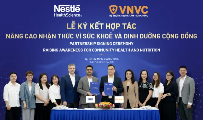 VNVC ký kết hợp tác với Nestlé Health Science nâng cao kiến thức về sức khỏe dinh dưỡng ảnh 1