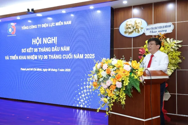EVNSPC đón nhận Huân chương lao động, hoàn thành nhiệm vụ kép ảnh 4