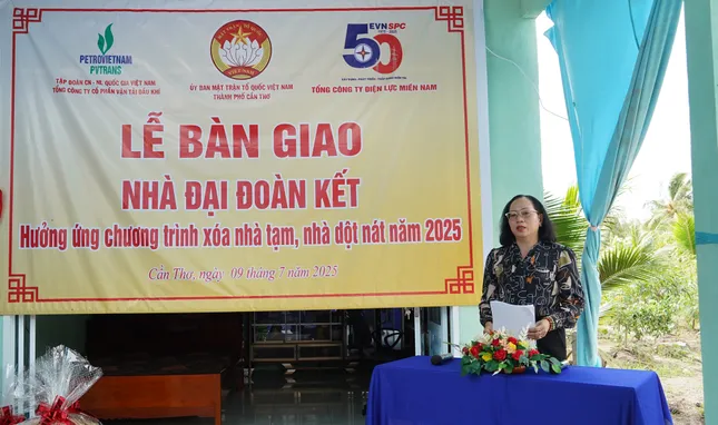 Ngành điện miền Nam: Hoàn thành chương trình xóa nhà tạm, nhà dột nát tại Cần Thơ ảnh 4