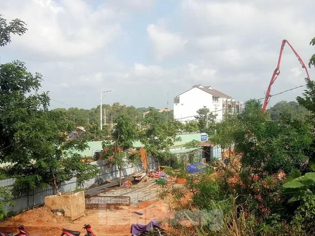 ‘Siêu dự án’ Bình Dương: Nội bộ lôi nhau ra tòa, 'cò' rao bán rầm rộ ảnh 1