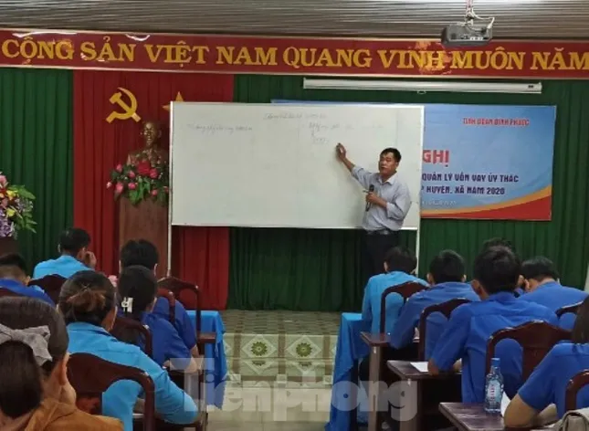 Tìm cách giảm nghèo cho thanh niên vùng nông thôn ảnh 1