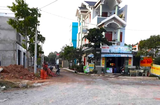 Tin lời 'cò đất', hàng trăm cư dân mua đất dự án điêu đứng ảnh 1