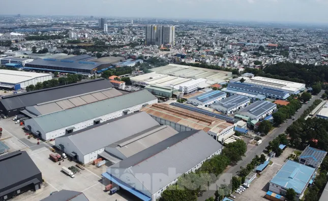 Bình Dương tạm ngưng di dời doanh nghiệp để chờ sáp nhập với TPHCM ảnh 2