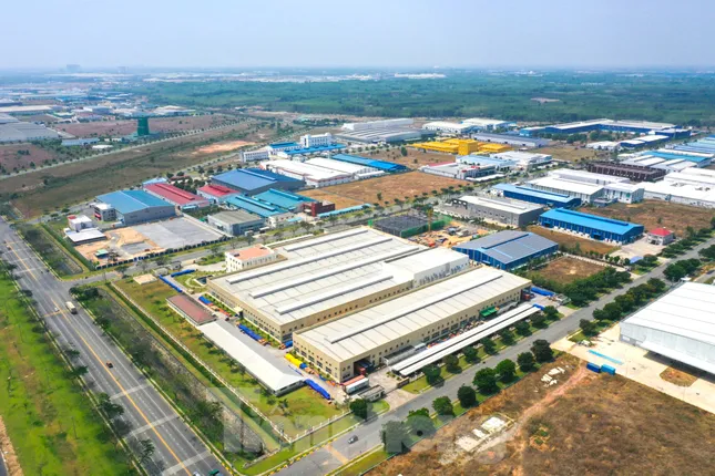 ‘Siêu phường’ ở TPHCM có 7 khu công nghiệp, 2 sân golf ảnh 3