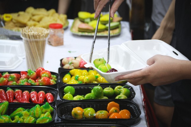 Hà Nội: 1.000 đặc sản vùng miền quy tụ tại phố đi bộ Sơn Tây ảnh 6