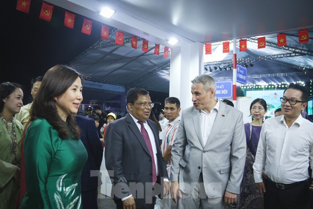 Ăn thả ga, vui chơi 1/6 thoả thích tại Lễ hội Du lịch Hà Nội 2025 ảnh 3