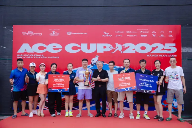 &apos;Lộ diện&apos; những nhà vô địch giải Pickleball Báo chí và Truyền thông - ACE Cup 2025 ảnh 1